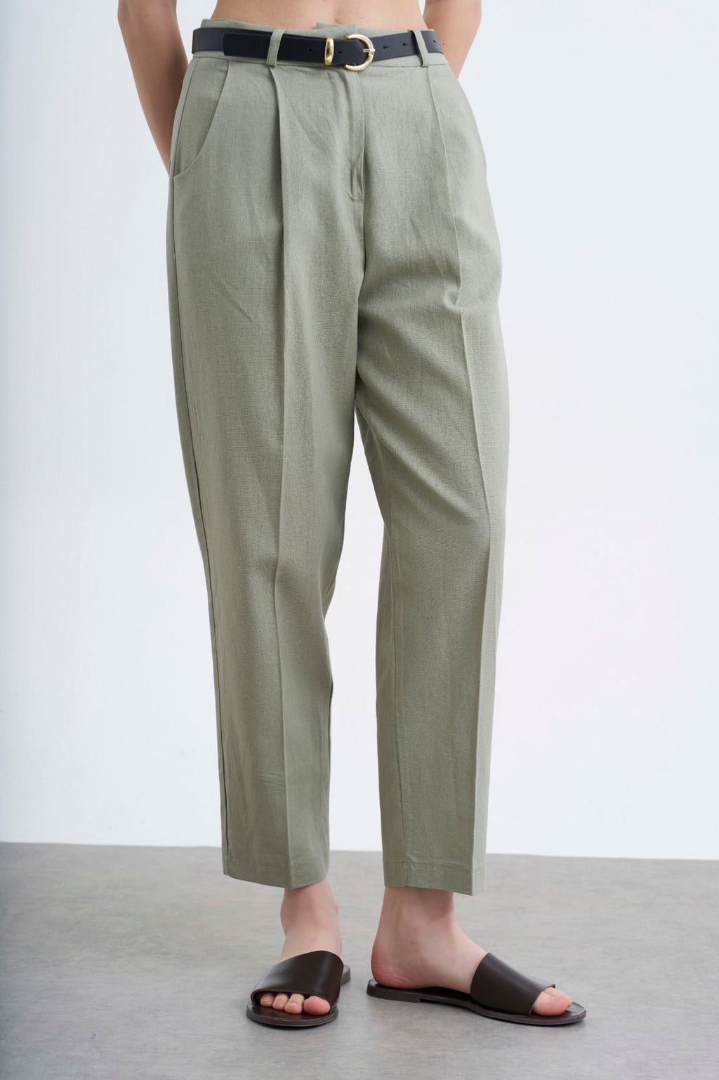 Belted Linen Ankled Trouser